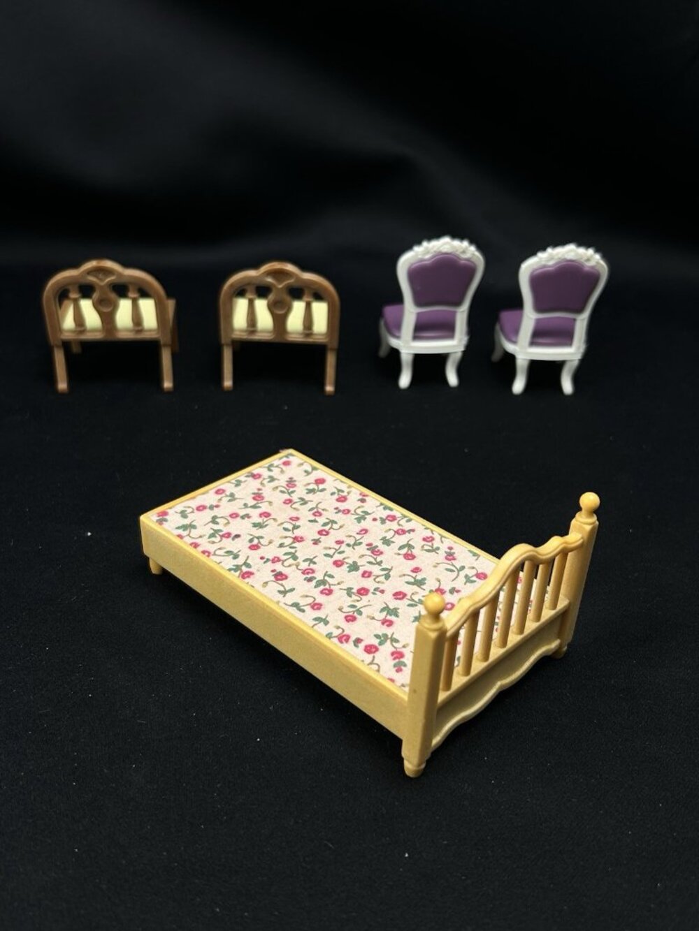 Calico Critters Sylvanian Families Lot Figures Furniture Panda Cats **Read** - Picture 3 of 16